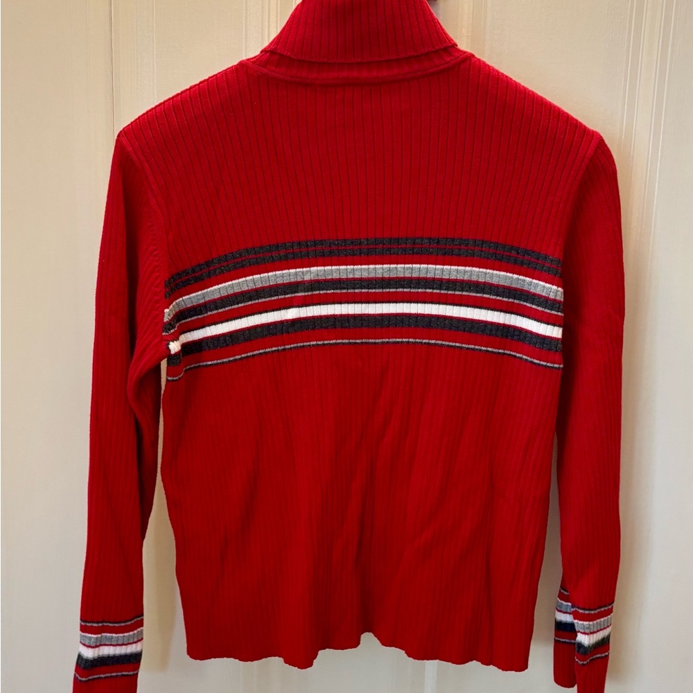 Liz Claiborne Vibrant Red Ribbed Top
